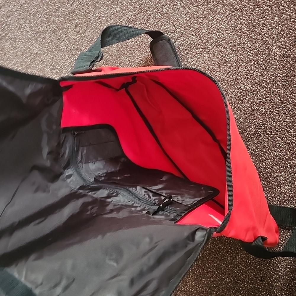 Wilson Messenger Bag - Picture 7 of 9